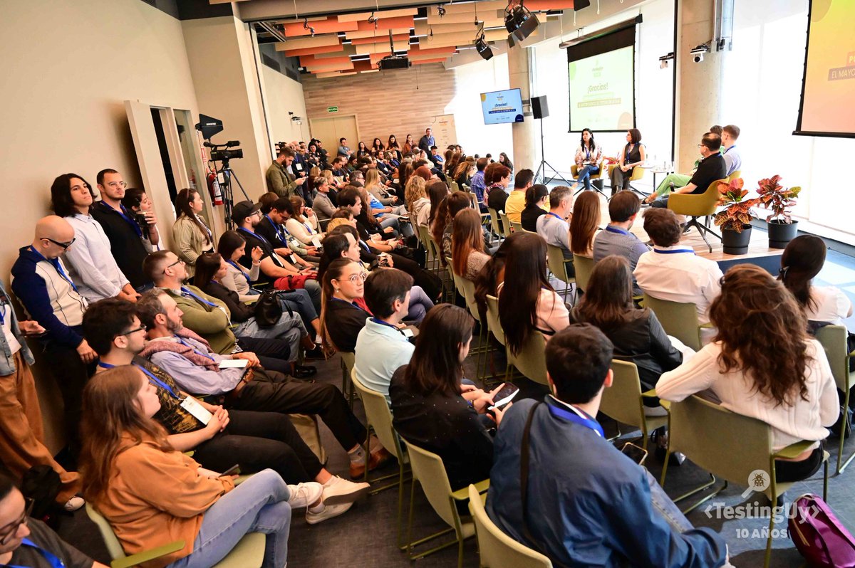 testingUY's tweet photo. 📋 Esta fue la segunda actividad de una jornada por la que pasaron +400 personas de forma presencial y +2000 conexiones vía streaming desde 11 países.
¡Gracias por hacer de #TestingUy el mayor evento de #testing de Latam! 🙌
#softwaretesting #testingconference #testinglatam https://t.co/r6KXyfcxuo