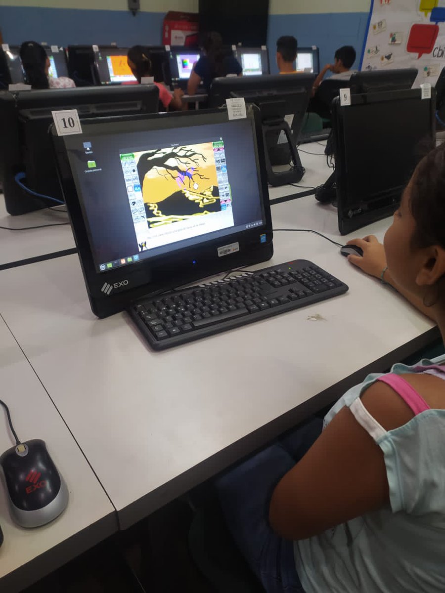 FundabitBnas_Mb's tweet photo. DIBUJO EN DIGITAL. Estudiantes del Ateneo "Enriqueta Arvelo Larriva". 
@NicolasMaduro 
@_LaAvanzadora 
@Fundabit_ 
@MPPEDUCACION 
@JackiePSUV 
@CDCEBarinas https://t.co/xKdqMF0Z2a