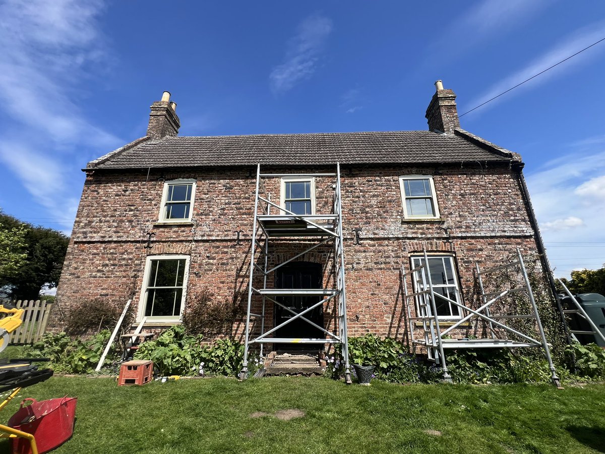 Out with the old and in with new here at the Grange Farmhouse @southormsby many thanks to the team at Abbey Joinery 🪚🪚🙏🏻 #renovation #property