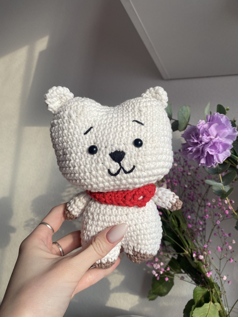 Ну что за сладкий малыш💜