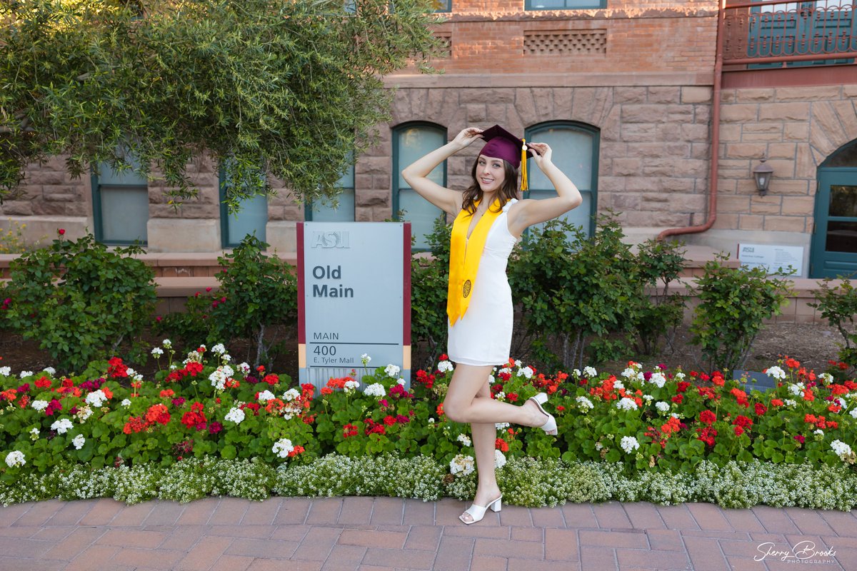 Hey #asugrads - if you haven't taken your #capandgown photos yet, it's not too late. Avoid the crowds and book your photo session for after graduation. DM me to learn more! #azphotographer #forksup #asualumni #sundevil #graduation #seniorphotographer #seniorphotos #classof2024