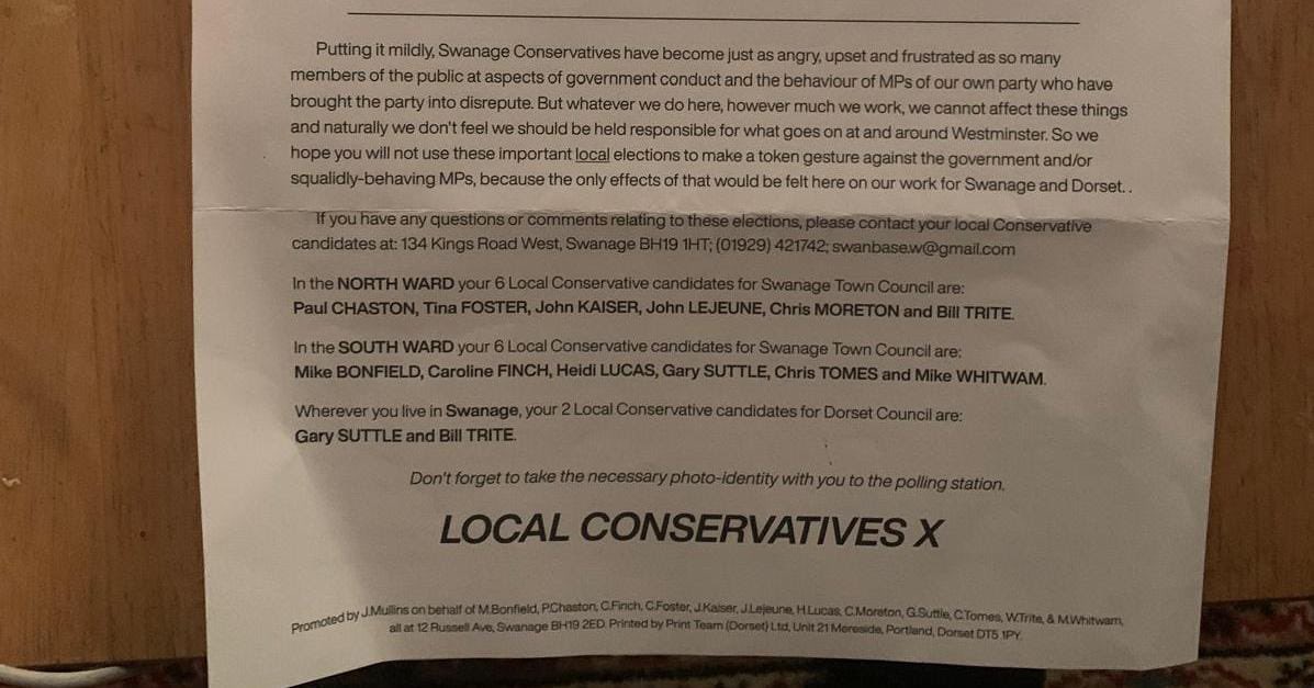 Just when you think you've seen it all... Conservatives are using their *own* leaflet in Dorset to show how angry they are about their *own* government and MPs behaviour! The Conservatives are running scared of the @LibDems in Dorset. 🔶