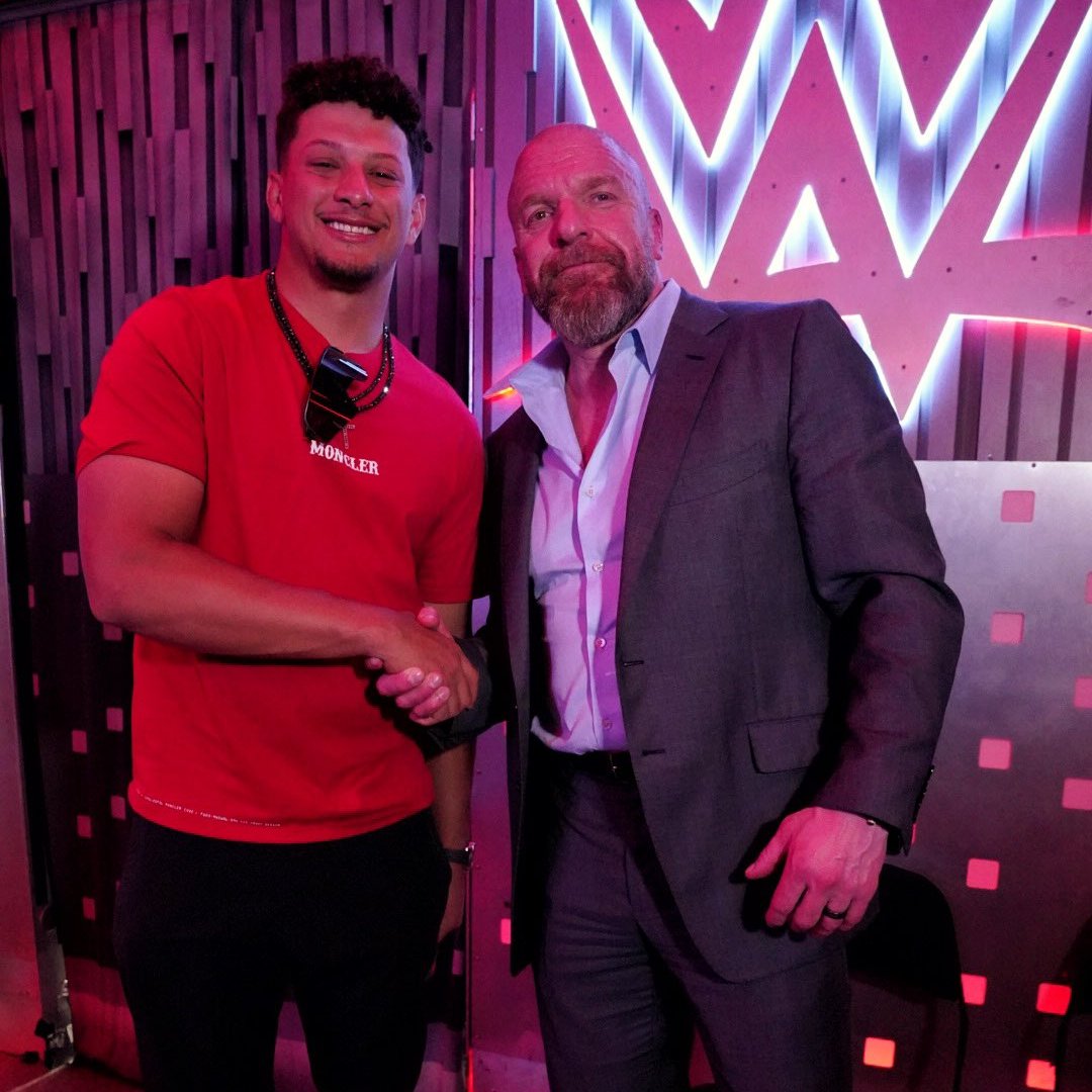 Loved having you at #WWERaw, @PatrickMahomes, but did you have to make an enemy out of Braun Strowman of all people?! #WWEDraft

📸: @TripleH