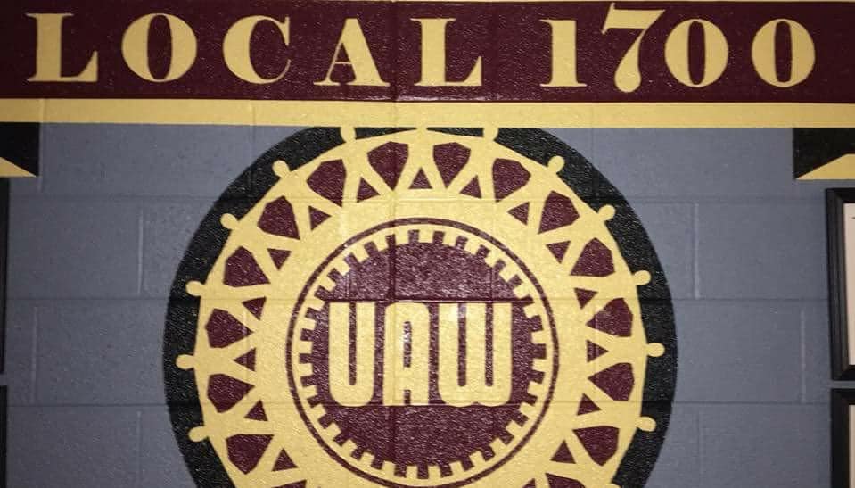 Mike, Eric and Darren share an update on Stellantis international management's visit to the plant and the return of laid off workers on the latest @UAW 1700 #podcast at

buzzsprout.com/581464/1496414…

#1u #UnionStrong #LaborRadioPod