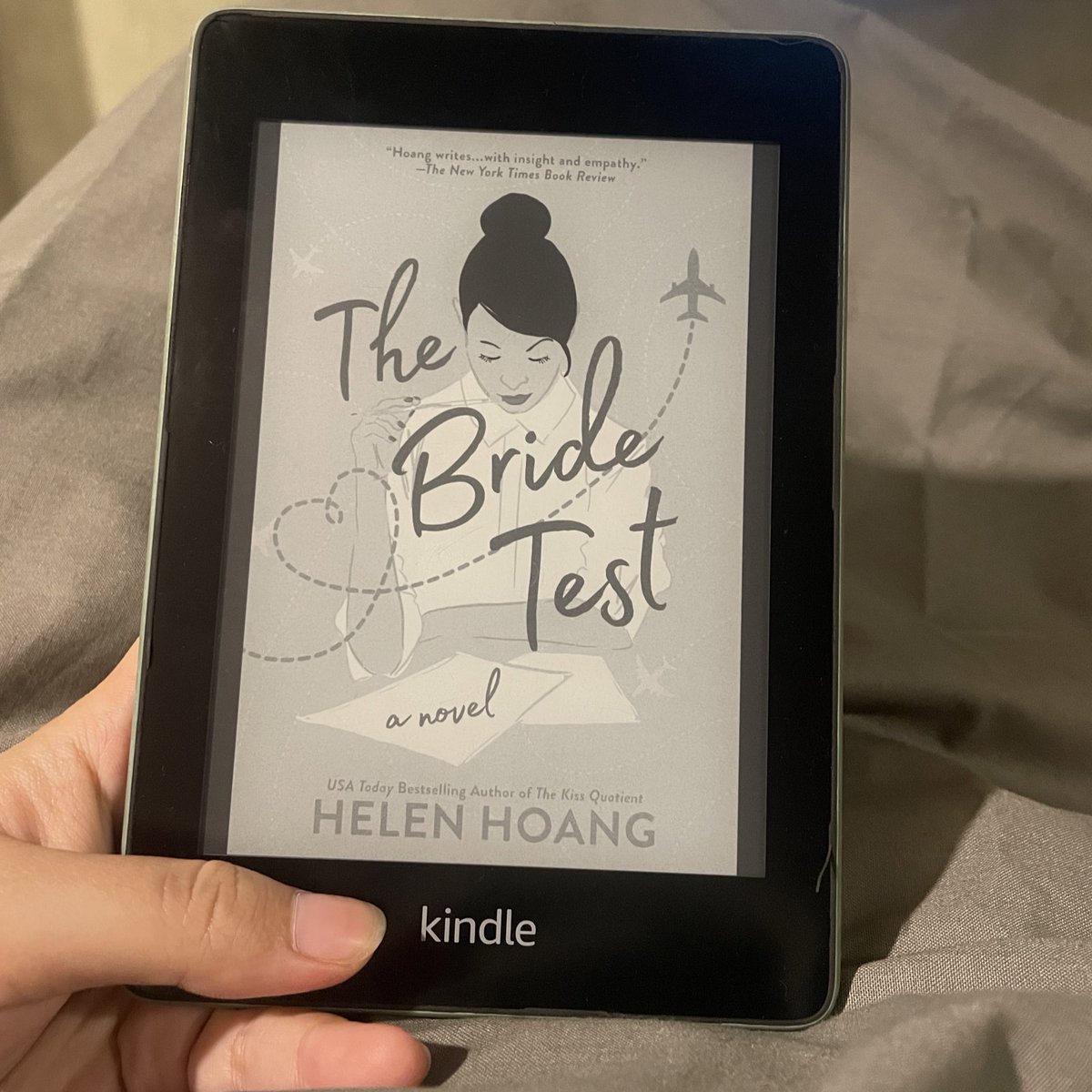 #currentread The Bride Test by Helen Hoang 🥰
Embracing the romance girlie in me 💅💃