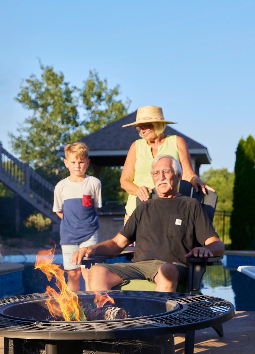Making memories with Grandkids around the fire on the back patio! Do you use your fire log & color flame for family time?
#envirolog #family #fire