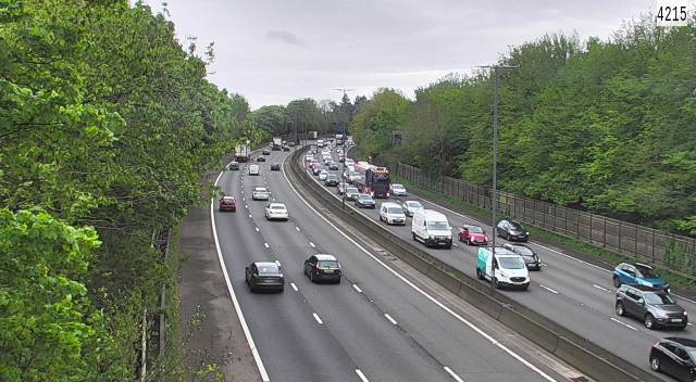 🚘Congestion🚘 📍#M4 westbound from J24 The Coldra to J26 Malpas. Allow for additional travel time⌚