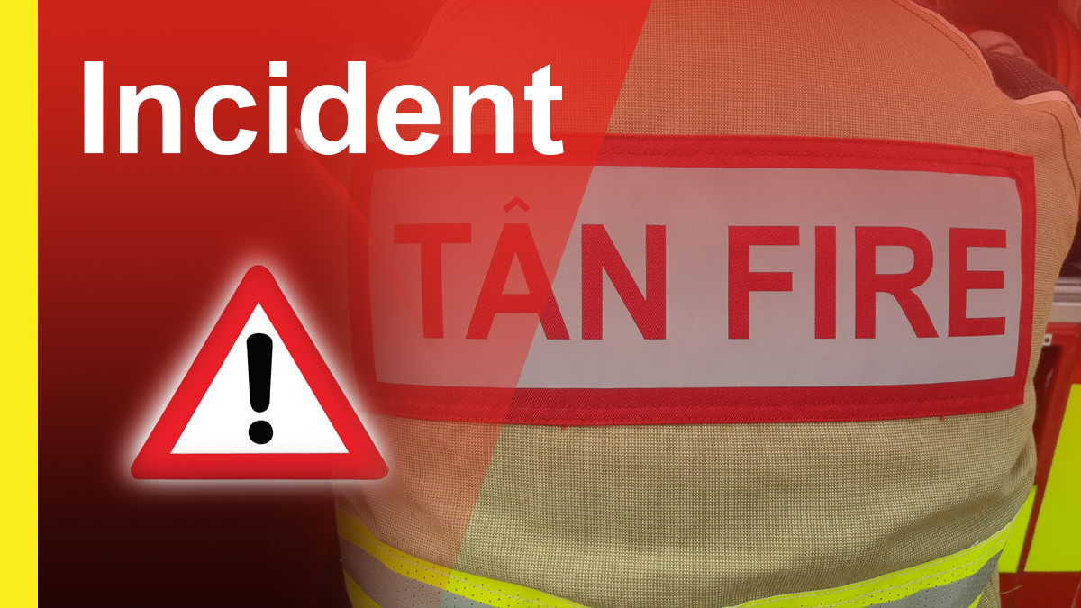 Update: We were called at 14.06 to a fire at a factory on Denbigh Road, Mold and are in attendance tackling reports of a fire in the production area. Local residents are being asked to close windows and doors and avoid the area due to smoke and as a precautionary measure.