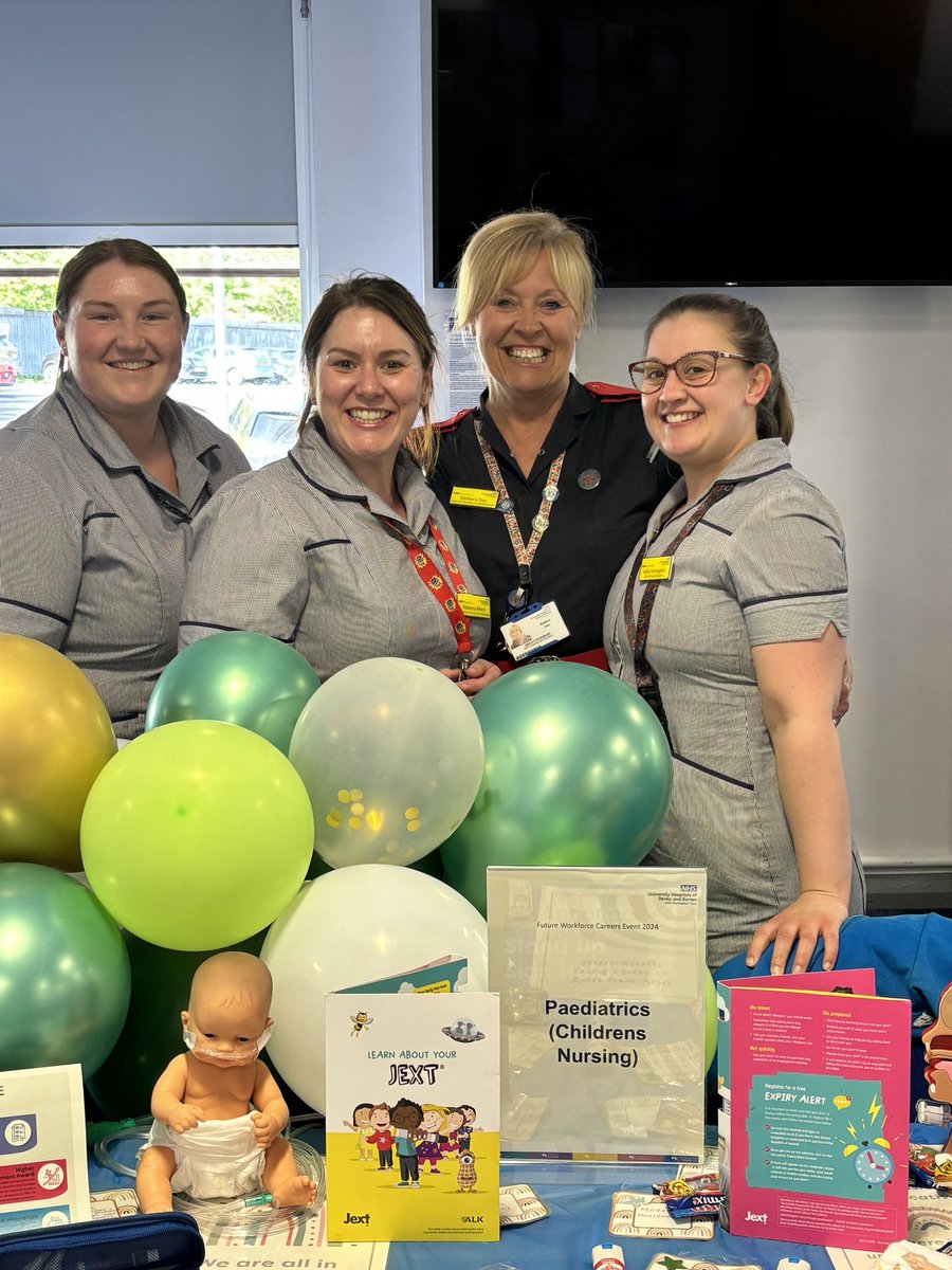 Stacey Martin tweet media