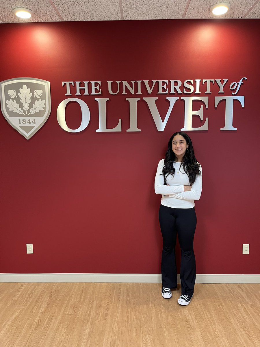 hannah_tamou's tweet photo. After a great visit, I am blessed to announce I have received my first offer to continue my basketball career from the University of Olivet🙏🏼 Thank you @coachsabiiti and @guentherlogan3!!
@PGHMichigan @MichHSBball @stevenson_sh @MichiganKnights https://t.co/MQGQU56HBz