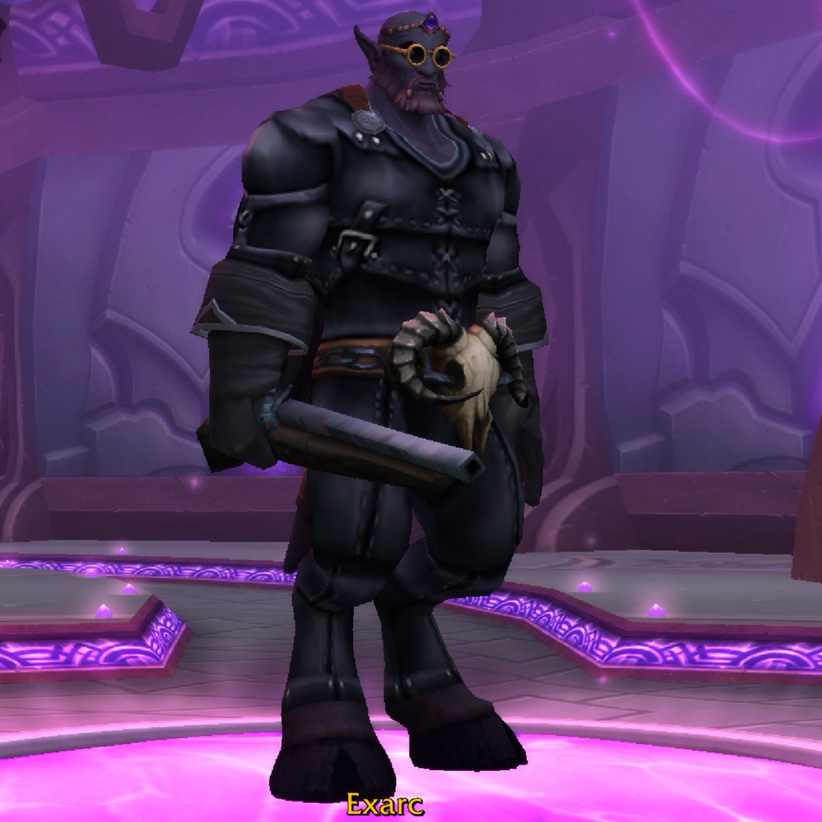 what do you think about this guy, 'exarc' the rangari?
I say the naaru have not forgotten us.
#worldofwarcraft
#transmog
#allblack