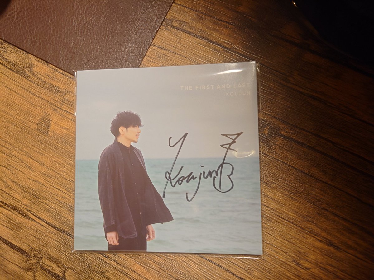 uta2428's tweet photo. こーじゅんさんのCDが届きました
特別なCD、大切にしますね
ギター練習頑張ります！
＃こーじゅん　#THEFIRSTANDLAST
@kojun13 https://t.co/x9Gbwsx5Cz