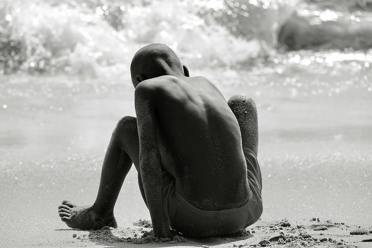 Não há solidão maior do que a solidão de uma criança.
📷Benguela, Angola, 2004