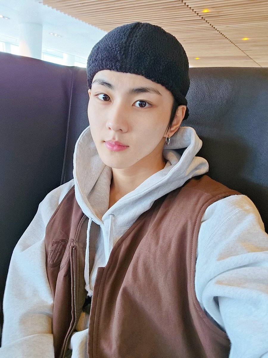 My handsome bb 🥹🤍 #JUNGWON