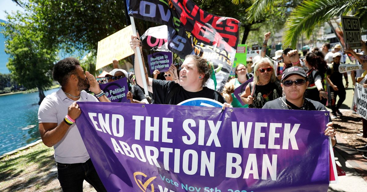 Florida abortion clinics and funds face uncertain future on eve of six-week ban reut.rs/3UE3wCE