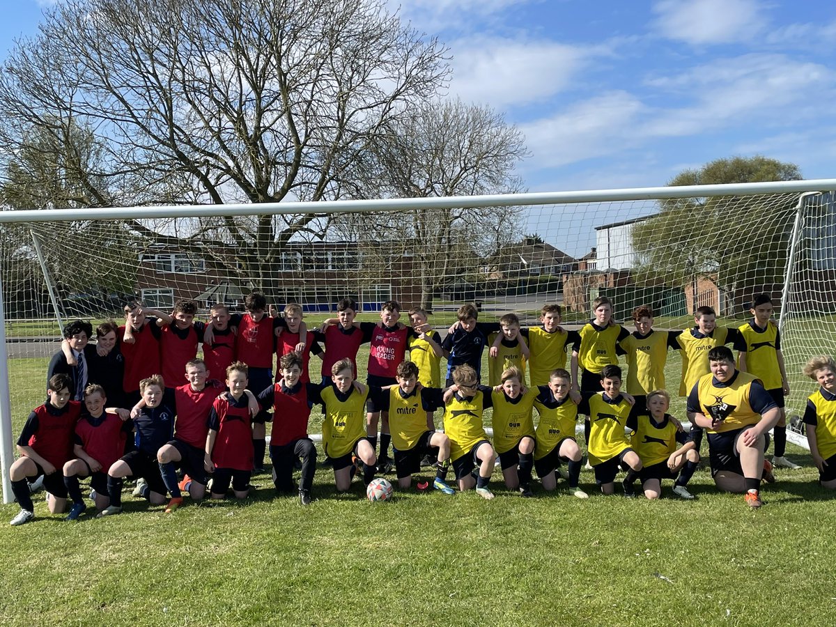 A fantastic turnout in our annual Year 7 vs. Year 8 Beacon Football Varsity Fixture. The Year 8’s came out victorious this evening and claimed the bragging rights for KS3 inter-school football. A huge thanks to Mr. Mosley for hosting the event. #TeamBeacon