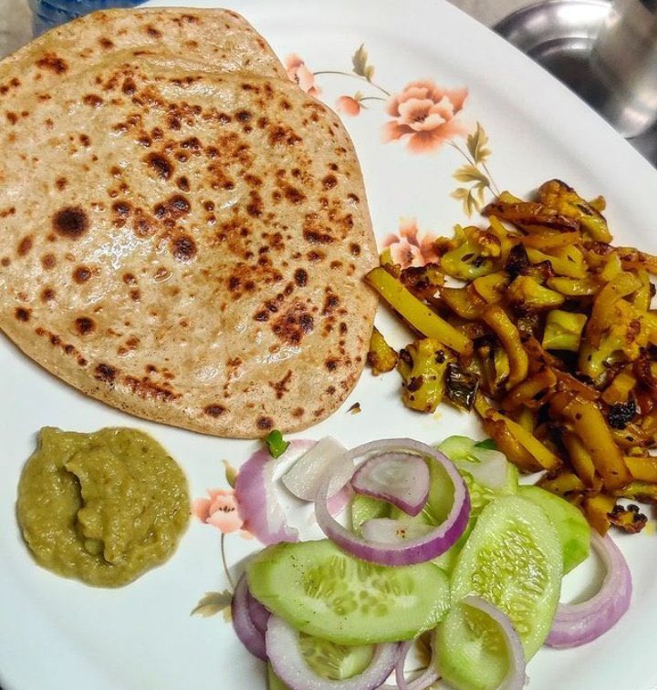 डिनर कर लिजिए 😋