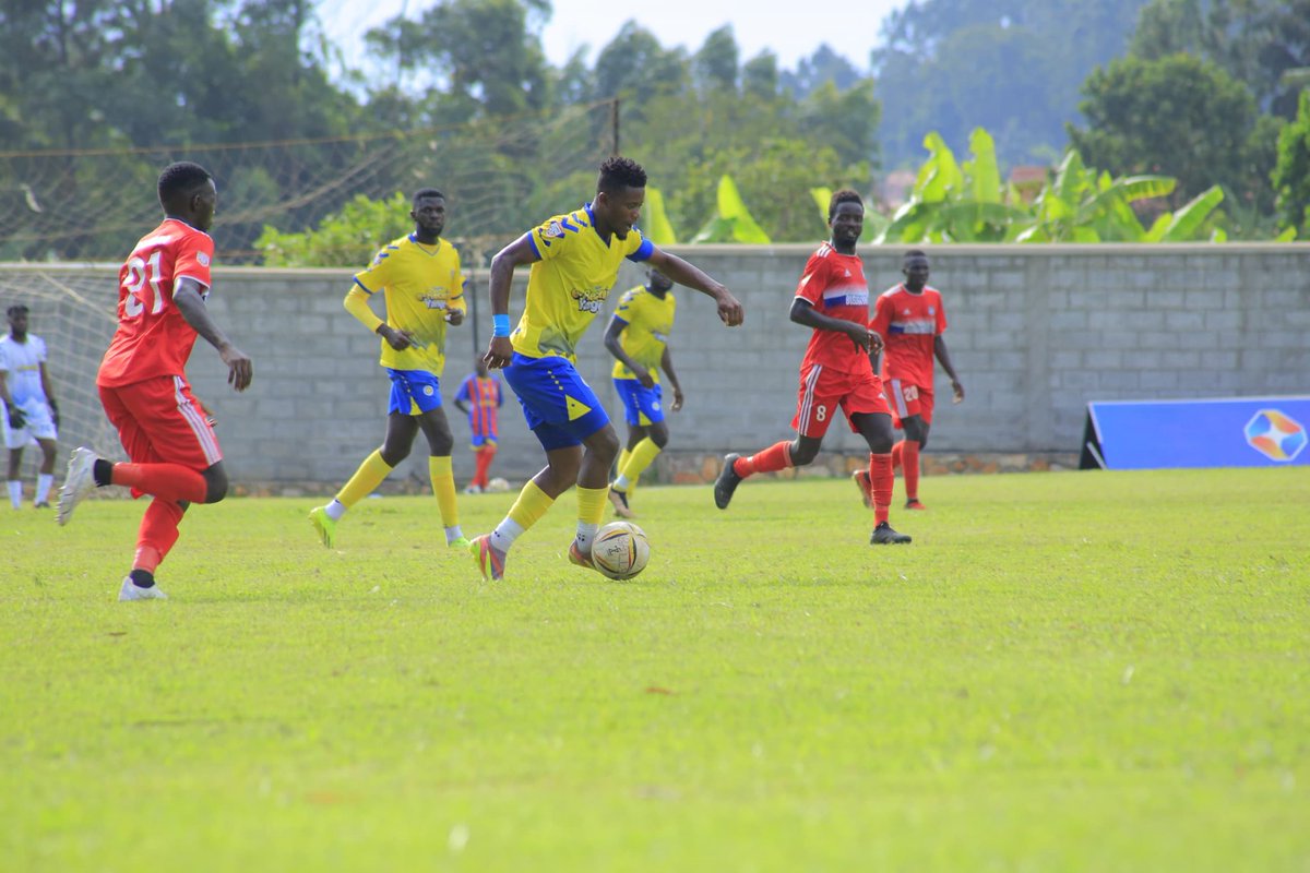 bbkigalifm's tweet photo. πΊπ¬#UgandaPL| MD 26|Today's Results
-Kitara FC 1-1 Mbarara City
-URA FC 0-0 Busoga United FC
πStandings
1. Kitara 48pts
2. Vipers 46pts (-2 Matches)
3. Bul FC 46pts(-1)
4. SC Villa 45pts( -2)
5. NEC 43pts(-1)
6. KCCA 39pts(-2 )
Bul FC x Vipers SC
KCCA FC x SC Villa https://t.co/7sKcvOALHU