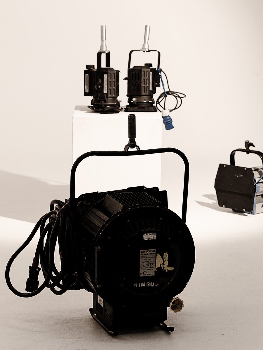 SilverSpaceST's tweet image. Need lighting, stands and more ? No problem, at silverspace studios we have all needs taken care of with inhouse equipment rentals available.