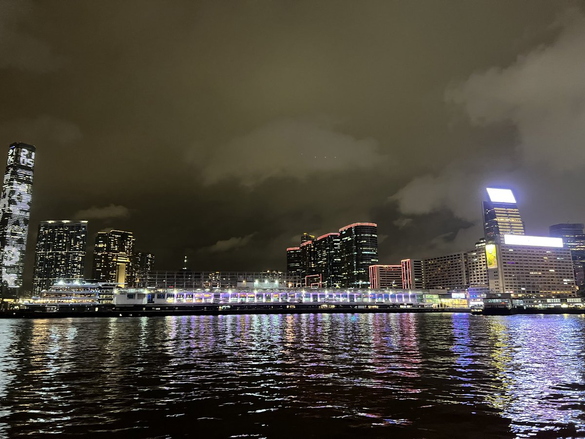 butsuage3588's tweet photo. 🇭🇰🇭🇰みなさんご機嫌よ https://t.co/PG2QP20S3s