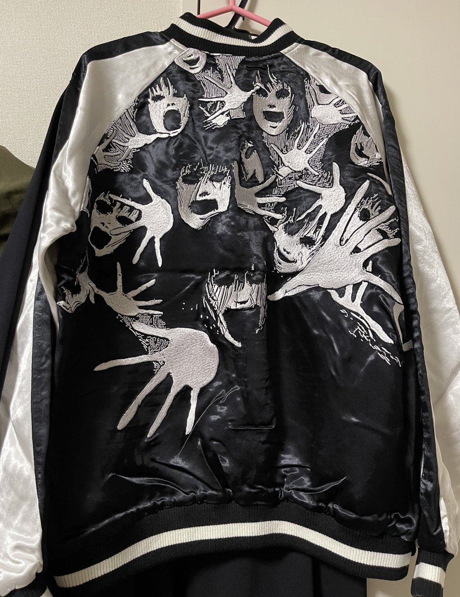 ふふふふ😈 「伊藤潤二展 誘惑」にて買っちまいましたよ。 富江