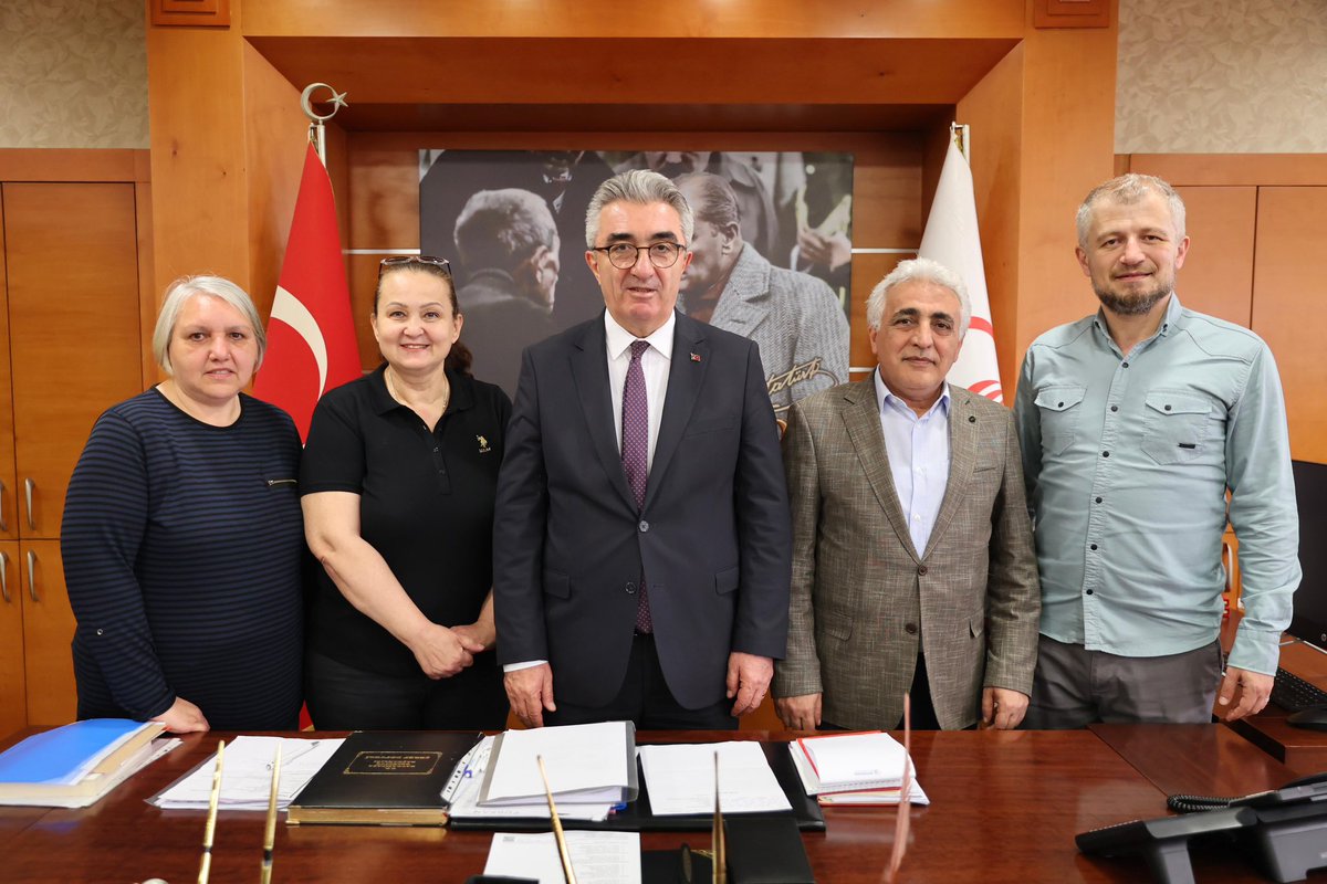 📌Hayırlı Olsun Ziyaretleri Tuna Anadolu Lisesi Müdürü Sn. Bahattin Uzunpınar’ı ve Okul Aile Birliği ekibini belediyemizde ağırladık. Nazik ziyaretleri ve güzel temennileri için teşekkür ediyor, çalışmalarında başarılar diliyoruz.