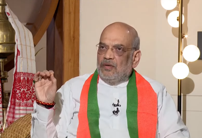 Congress party has fiddled with reservations for their vote bank. In Karnataka, they gave reservations to Muslims... The party that diluted the reservations of the SC, ST and OBC after independence, is Congress! - Shri @AmitShah