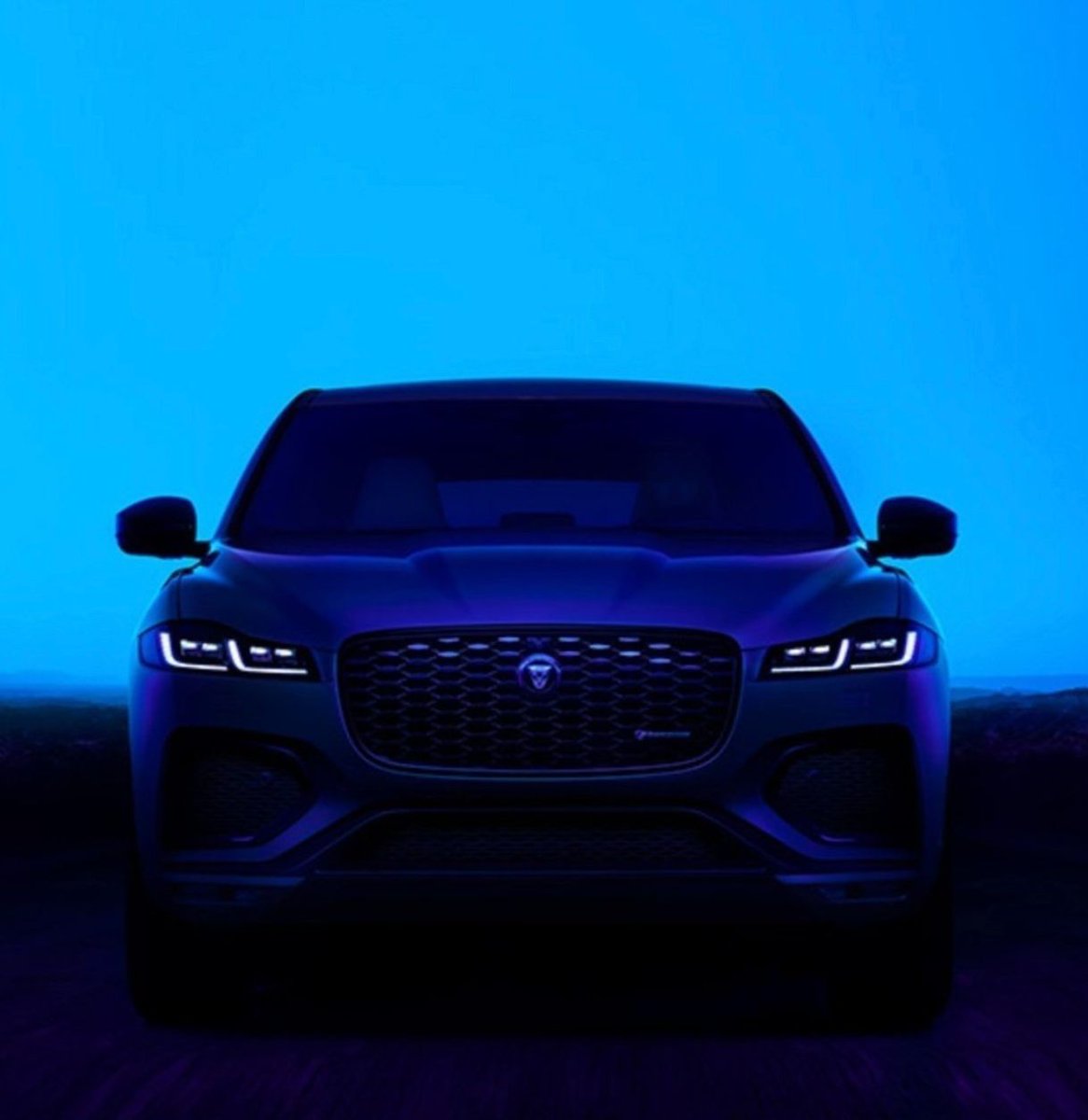 RafihAutoGroup's tweet image. Roaming the roads with untamed elegance and relentless performance - the Jaguar F-PACE. Embrace the art of dynamic driving and elevate your journey with this captivating masterpiece on wheels. 🚀🐆

#JaguarFPACE #Rafihautogroup #canada #usa #ontario #luxuryvehicles #luxurycars