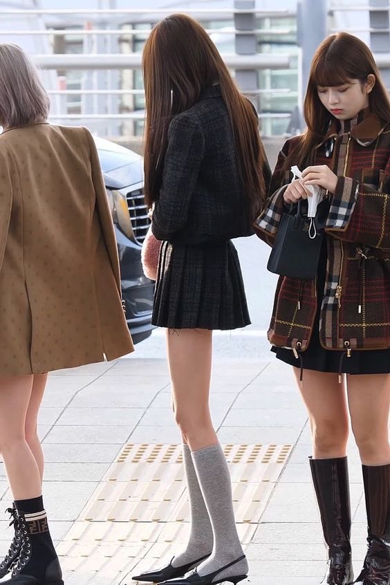 summertimeeini's tweet photo. 의지 약해질 때 보려고 만드는 ㅈㅇㅇ 타래••• https://t.co/XmCKCsKhQG