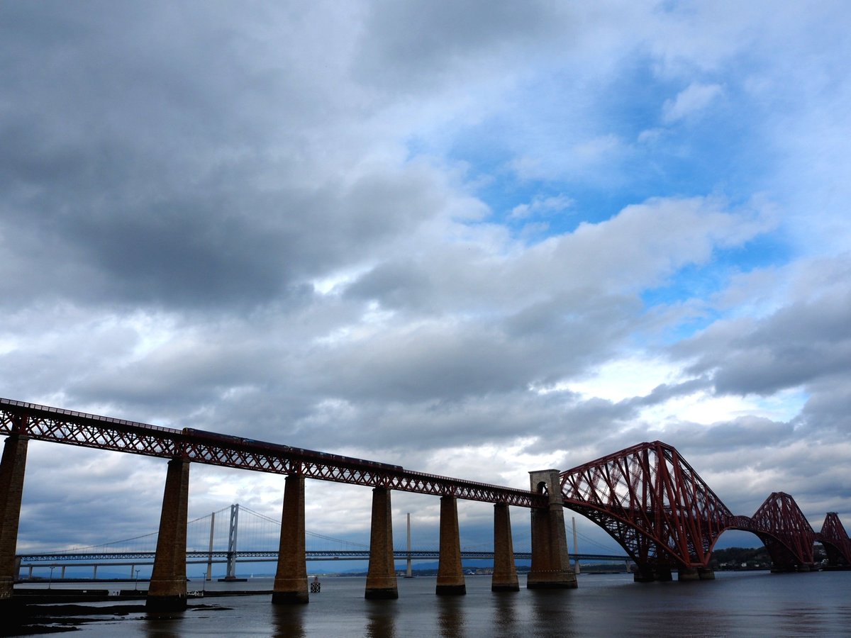 54,000 tons of steel, 80,000 cubic metres of stone, granite and concrete, topping out at 110m high and just a whisker shy of 2500 metres long - for a time this was the longest bridge on earth (and it's still the bonniest).