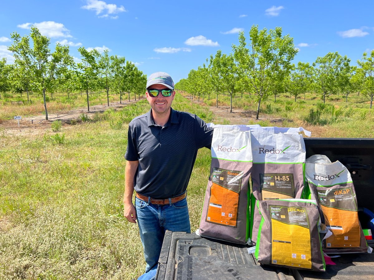 agnutrients's tweet photo. Ag Nutrients agronomist, Taylor Lacey, has started a new trial with a grower in Georgia. We look forward to seeing the results! @redoxgrows https://t.co/PQpV8hiqa9