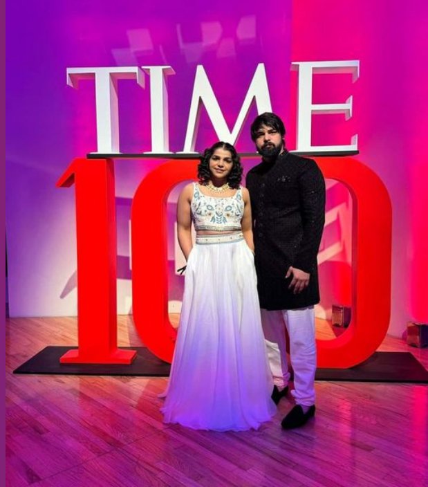 Indian athlete @SakshiMalik gets named in the @TIME magazine's list of the 100 most influential people for the year 2024.
#Congratulations 💐🇮🇳

Where are you Brij Bhushan Sharan Singh??
#SakshiMalik #Wrestler #TimeMagazine