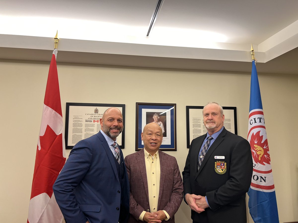 @Associationdrp Members Brad Durst & Darryl Rice meet with Markham MP Paul Chiang while Members Tim Morrison& Jay Shaddick met with Pickering-Uxbridge’s @JenOConnell_ on issues affecting Policing Federally & locally. Thank you both for making the time.