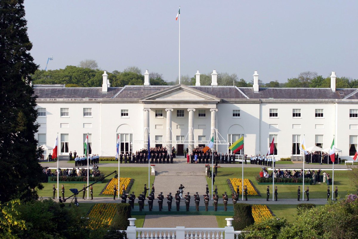 Tomorrow will mark 20 years since the Day of Welcomes, 1 May 2004, when 10 new Member States were welcomed to the European Union in a ceremony at Áras an Uachtaráin during Ireland’s presidency of the EU