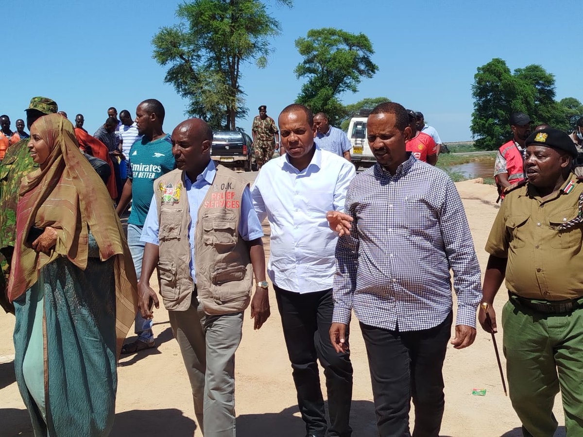 Today i toured Madogo and Maroro in Tana River/ Garrisa to support flood victims.