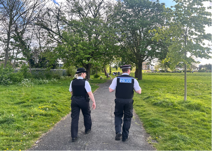 Today, whilst on foot patrol, SNT officers gave 3 warnings and seized alcohol from street drinkers as part of the public space protection order. In addition to this a community resolution for cannabis was issued following a positive stop and search

#SouthNorwood
#MyLocalMet