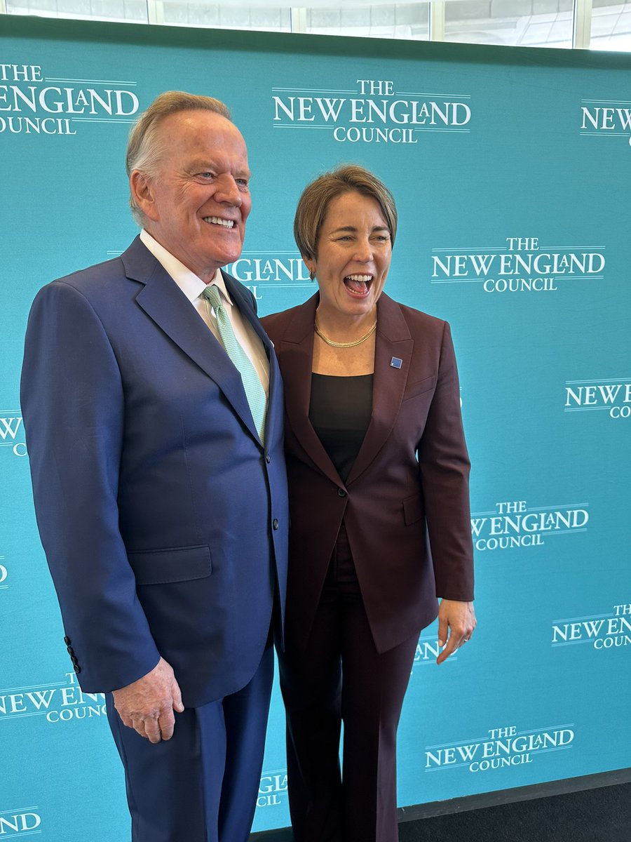 Thank you @MassGovernor for joining us for a @NECouncil breakfast this morning.