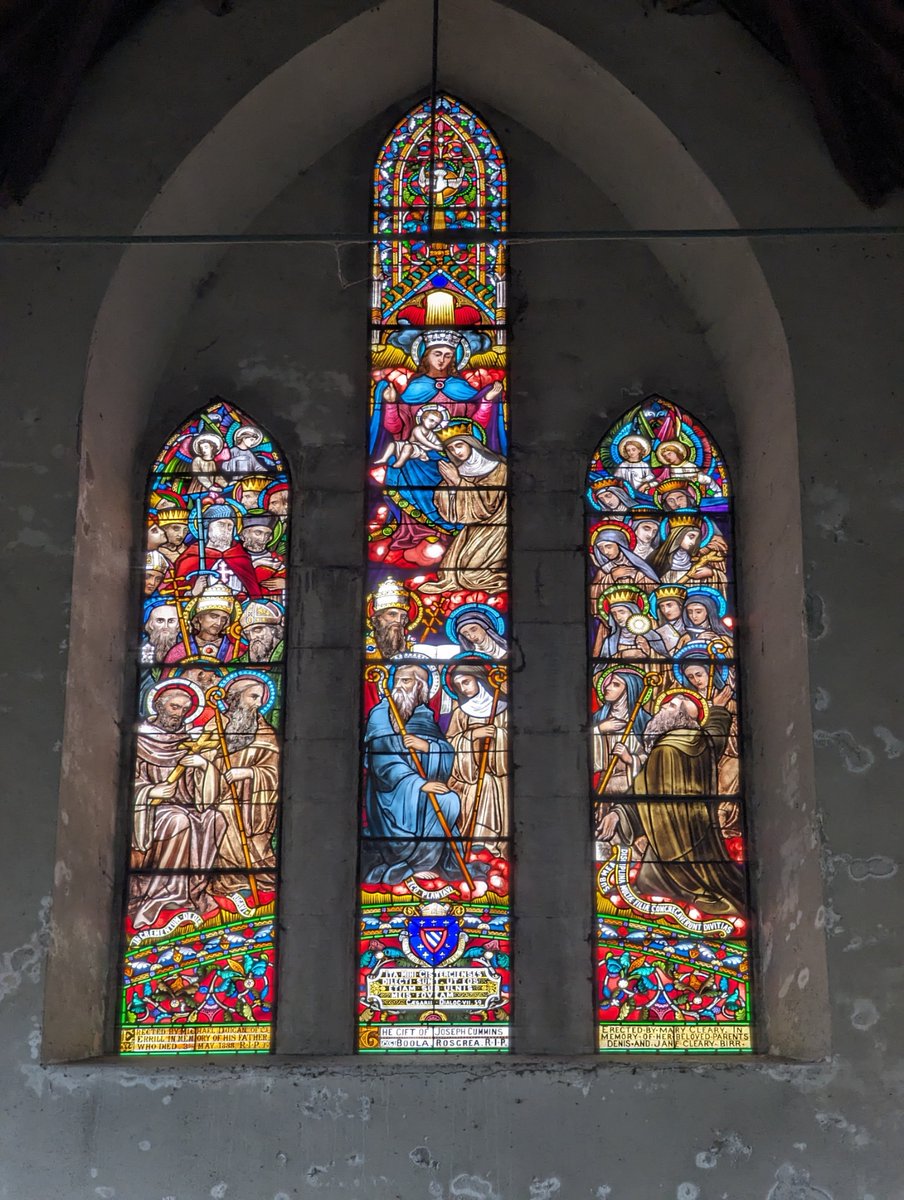 Lovely window from Mount St Joseph's Abbey - Roscrea, Tipperary

#windowsonwednesday #stainedglass #ireland #artistic #historic