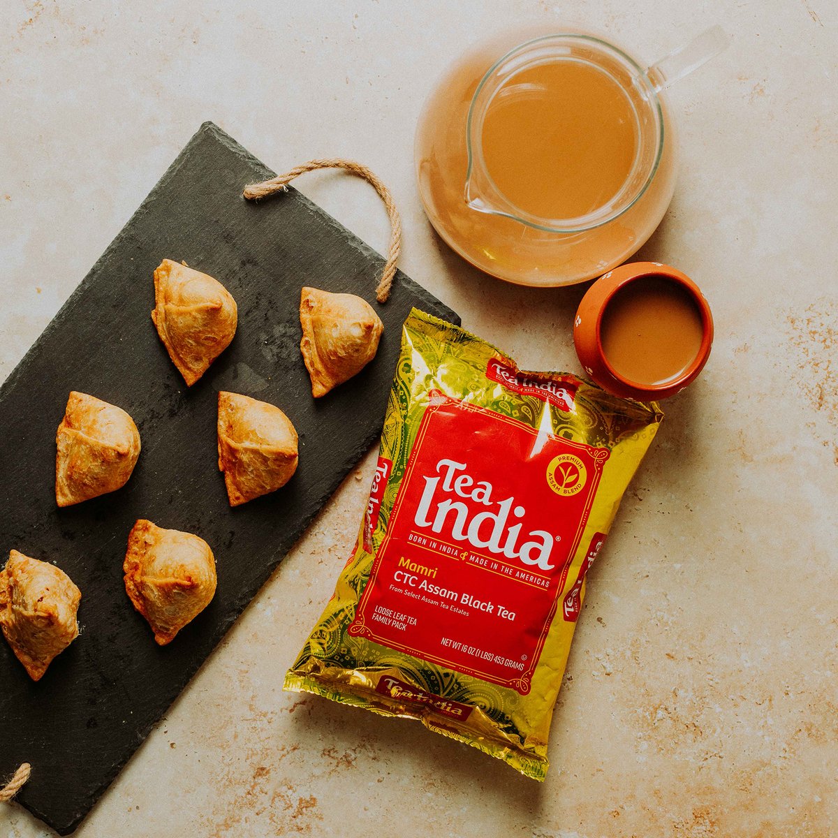 Craving a flavourful treat? Dive into spicy samosas, perfectly complemented by the soothing warmth of chai. It's the ultimate comfort food combo! 😋☕
.
.
.

#TeaIndiaCA #BestCombo #PerfectMatch #Assam #AsssamTea #ChaiTea #IndianTea #ChaiTime #Comforting #SelfCare #ChaiBreak