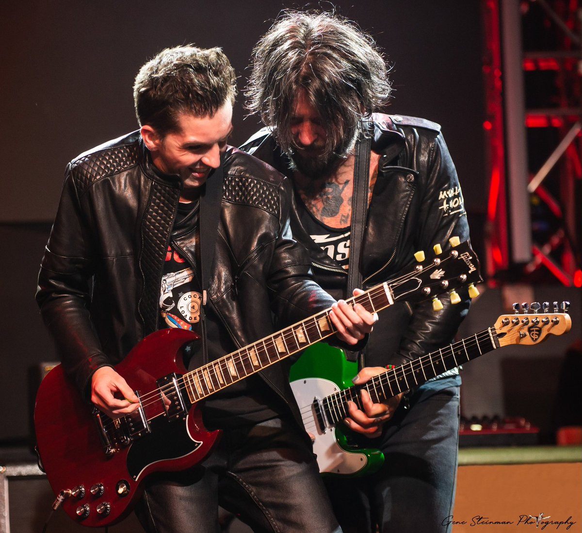 Just received these awesome photos of @petedank & @TraciiGuns playing at The Vixen in McHenry, IL 🎸🔥🎸🔥🎸 📸 Gene Steinman