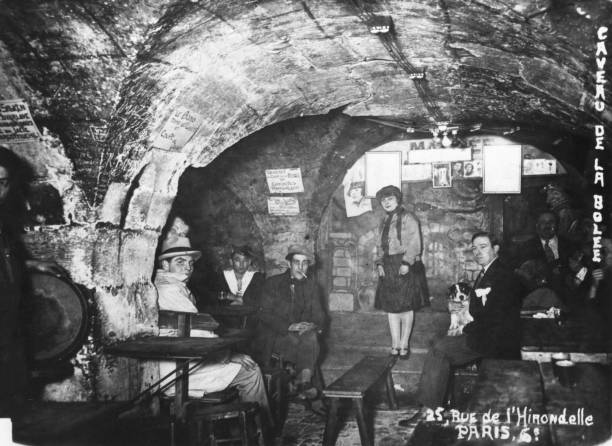 Le Caveau de la Bolée, rue de l'Hirondelle, Paris. 1925. One of dozens of nightclubs in that era sited in a cellar. This was based in the cellar of a 14th century Abbey. Baudelaire, and Paul Verlaine both got wasted here. Later called La Venus Noire. Now closed #LifeAfterDark