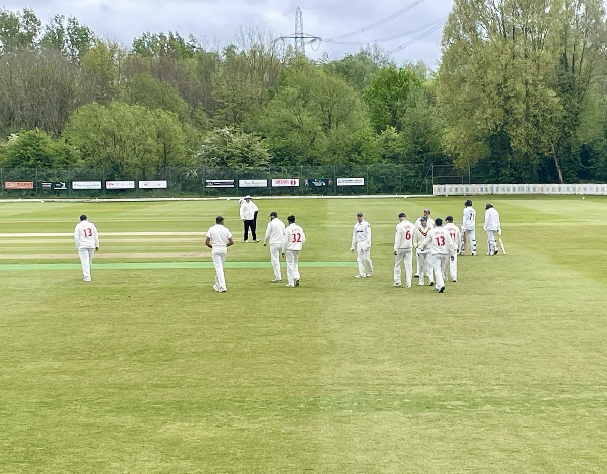 🏏Glamorgan 2s 366 & 39-4 Glos 2s 222 (Tom Price 102; Matt Burton 4-48, Romano Franco 2-1, Ben Morris 2-37, Andy Gorvin 2-38) 📸@NewportCricketC