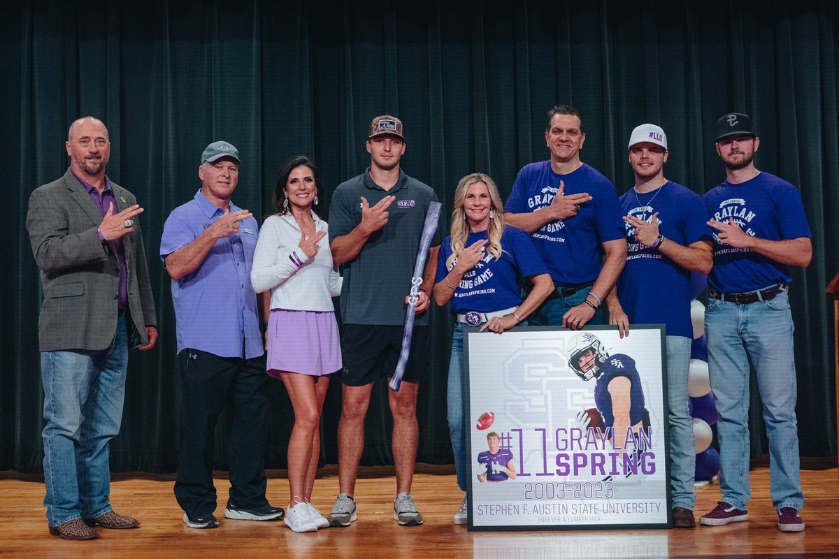 SFA Quarterback @DaltonMcElyea5 has received this year's Graylan Spring Scholarship! 🪓 This scholarship is given to who represents Graylan and what it takes to be a Lumberjack. We will always try to #LiveLikeGraylan. #AxeEm x #RaiseTheAxe x #EastTexasTough