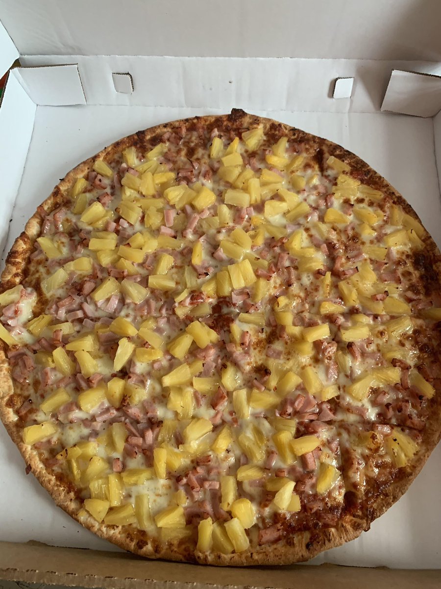 Pineapple on pizza, sinful or delicious❓