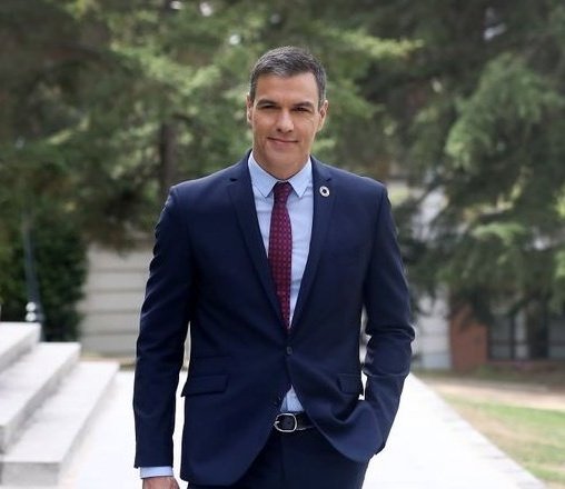 Pedro Sánchez demanda a Alvise Pérez

📊 ¿De qué lado estás?

🔃 ALVISE PÉREZ 
♥️ PEDRO SÁNCHEZ