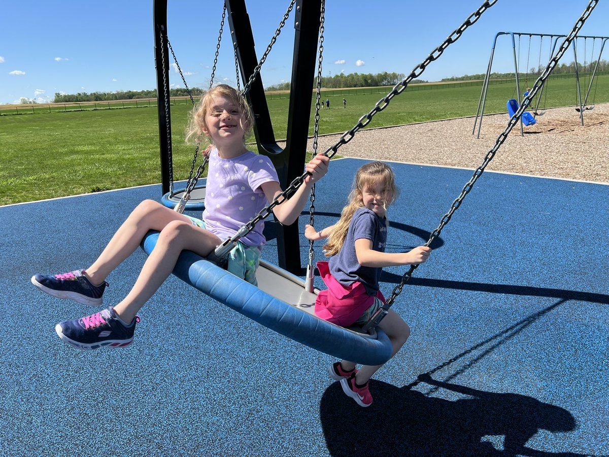 Courtney Wesson tweet media