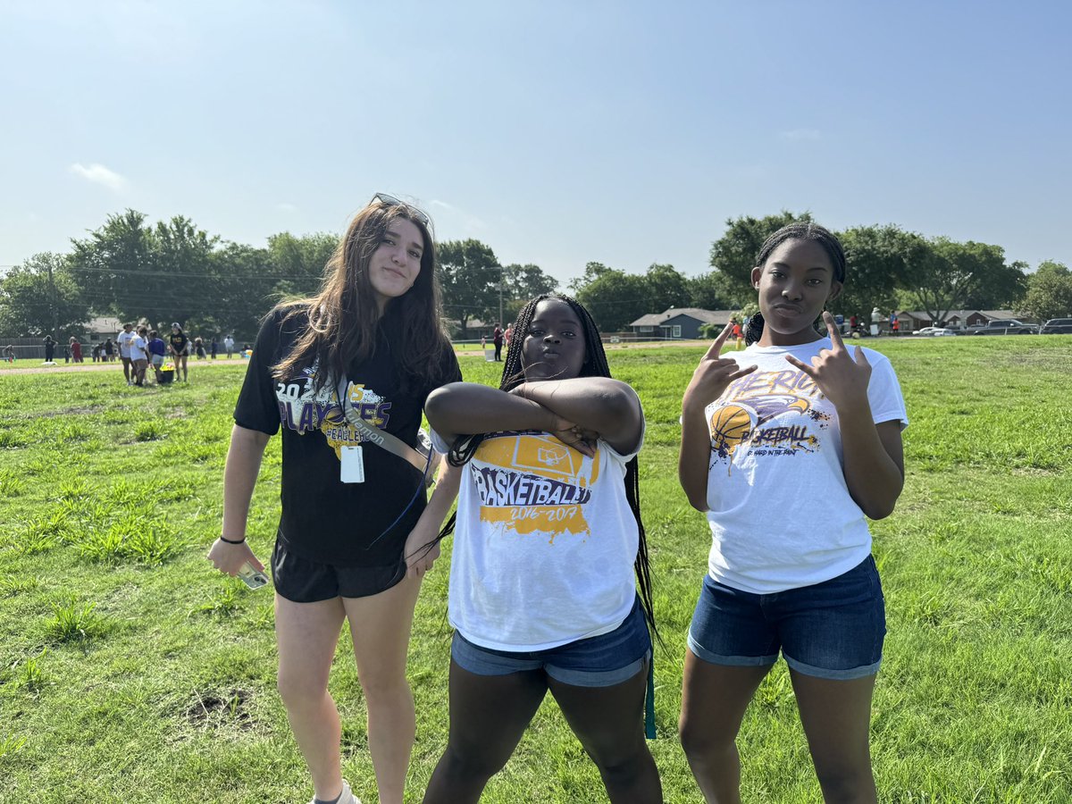 Big Tyme Fun @HPPMBobcats field day!!! @RHS_StayPurple @RichardsonHS1 @MarleyMercker @CC_CoachClark @AziaLacy1 @coachdansby