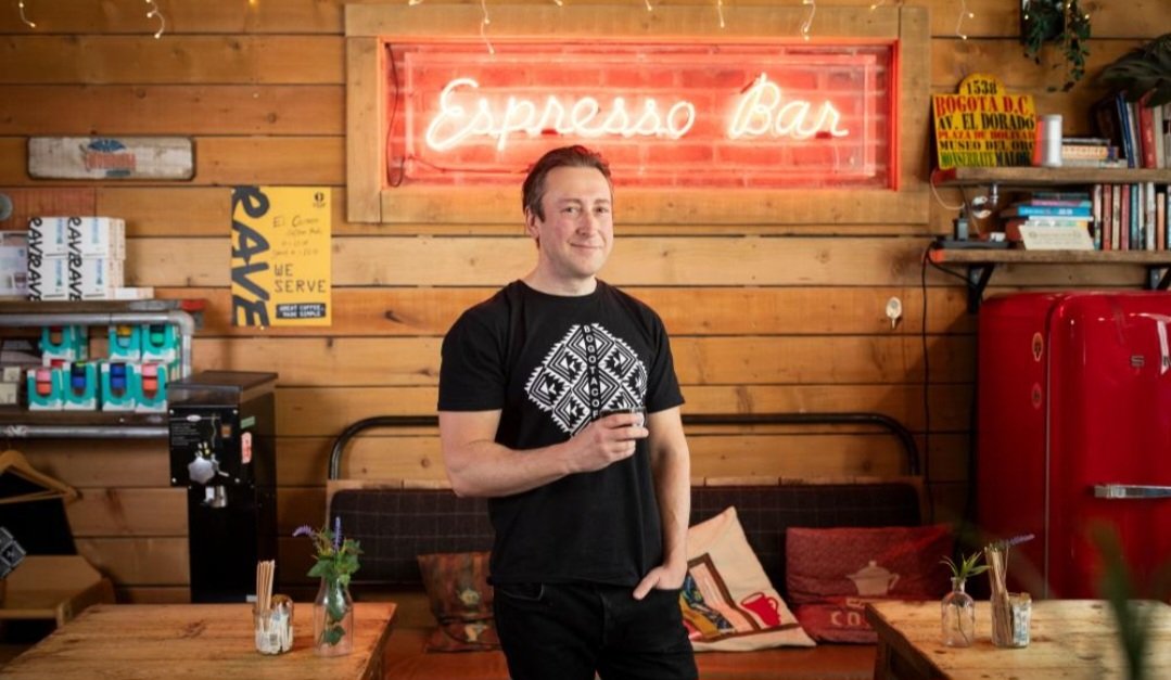 We had a feature in <a href="/guardian/">The Guardian</a>
<a href="/guardiang2/">Guardian G2</a> today, talking coffee prices and why they be why they be. Plus, the age old opera that is us indies vs the chains.

The £5 coffee is coming – but should we swallow it? theguardian.com/lifeandstyle/2…