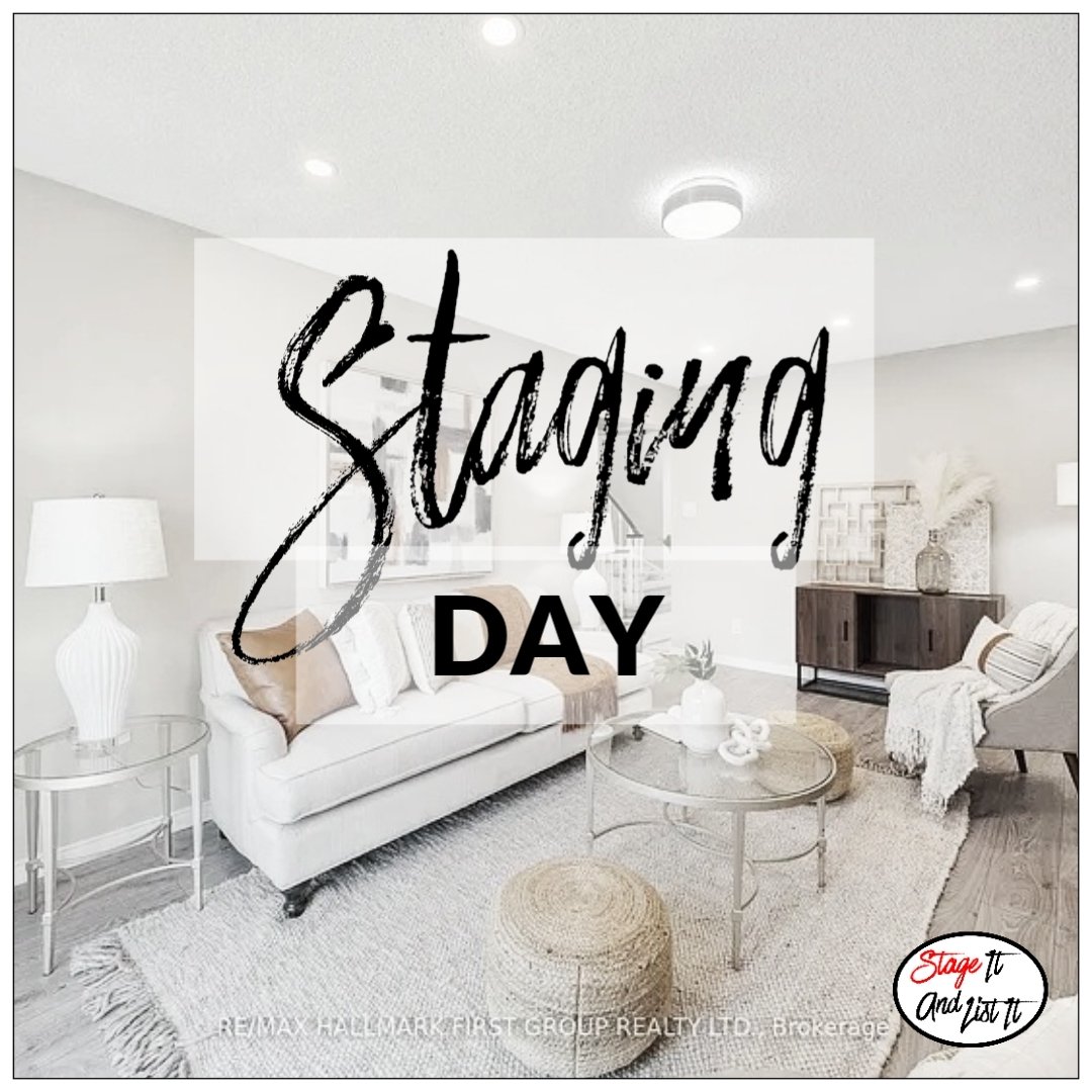 #StagingDay in Whitby ❤️! We are staging a beautiful 4 bedroom family home in Williamsburg today. Wonderful family neighborhood. Stay tuned for the staging reveal! Styled by @stageitandlistit.
.
.
#stageitandlistit #homestaging #stagingsells #staging #staginghomes