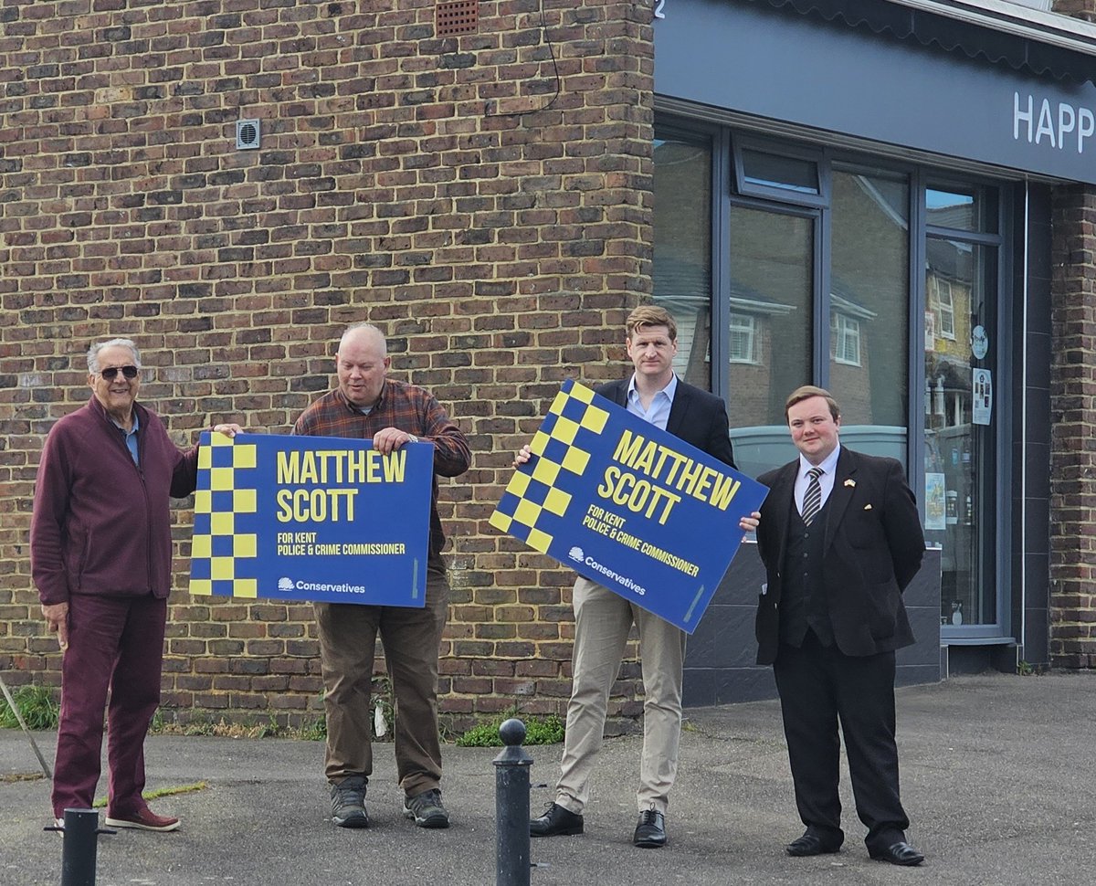 MeadeJordan's tweet photo. Solid day of campaigning across Gravesham today. Pleasure to be out and about with @MatthewInKent in Higham, Shorne and Gravesend. Matthew is committed to making our community safer place and he is thoroughly deserving of your support on Thursday. 🗳️ #VoteMatthewScott   #PCCElections @bryan_sweetland @alanmridgers @helen_ashenden
